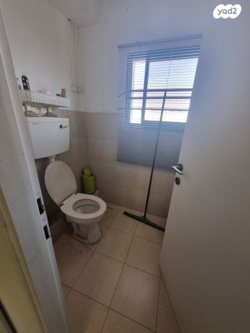 משרדים, שדרות גיבורי ישראל 40, אזור תעשיה ספיר, נתניה