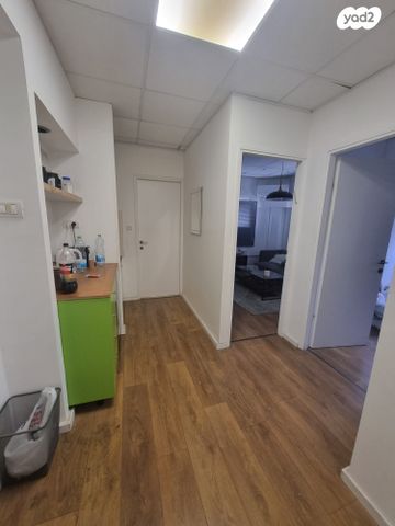 משרדים, שדרות גיבורי ישראל 40, אזור תעשיה ספיר, נתניה