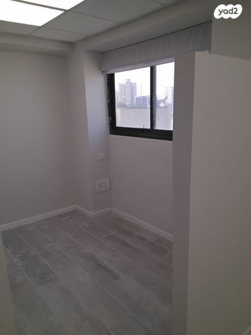 משרדים, אודם 14, סטארטסיב / רמת סיב, פתח תקווה