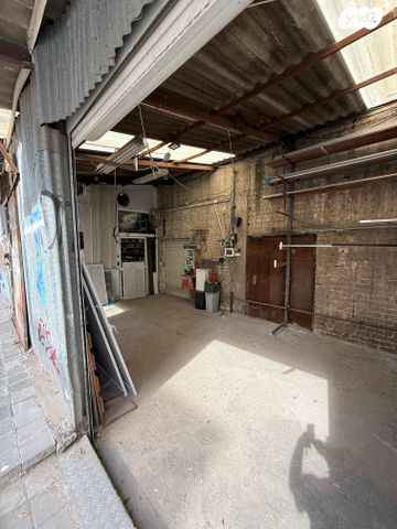 מחסנים, המנור 12, גבעת הרצל, אזור המלאכה יפו, תל אביב יפו