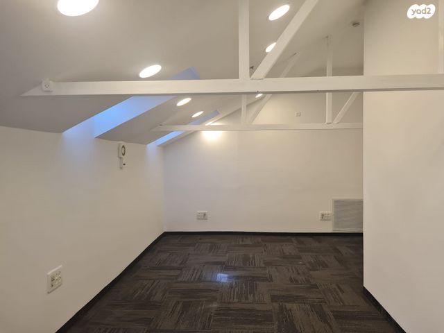 משרדים, ברקת פארק התעשייה 21, שאר העיר, קיסריה