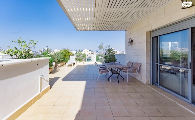 דופלקס, עמנואל זמיר, כפר גנים ג, פתח תקווה