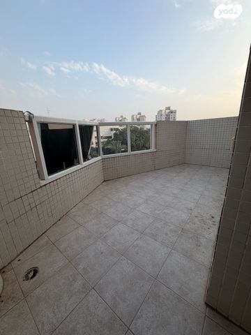 דירה, המפוחית, נאות אשלים, ראשון לציון