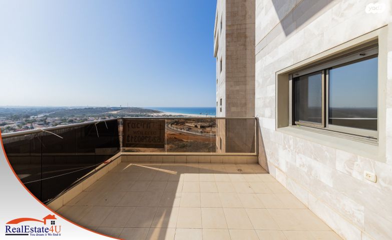 דירה, אהוד מנור, עיר ימים, נתניה