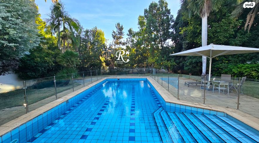 בית פרטי/ קוטג', סביון