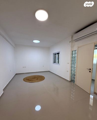 דירה, הרב קוסובסקי, בבלי, תל אביב יפו