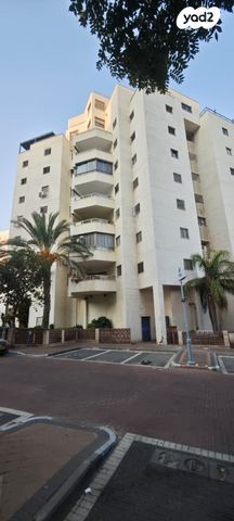 דירה, העצמאות 71, רובע הקריה, הסיטי, אשדוד