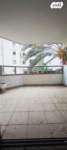 דירה, העצמאות 71, רובע הקריה, הסיטי, אשדוד