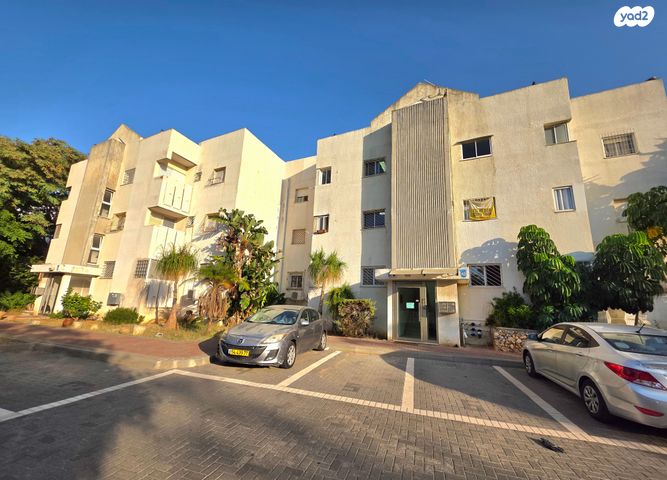 דירה, פורצי הדרך, נווה עמל, הרצליה