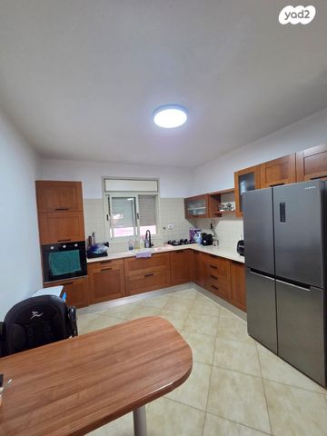 משה קהירי 44