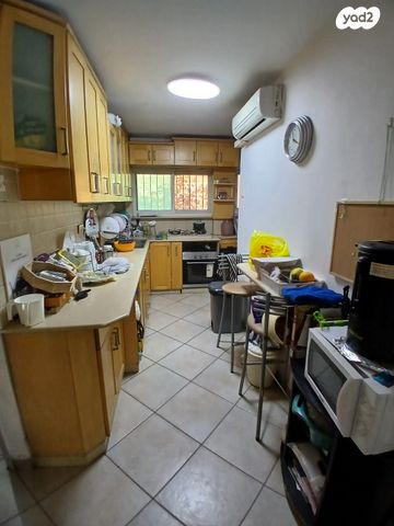 דירה, הרב חיים חביב, ירושלים