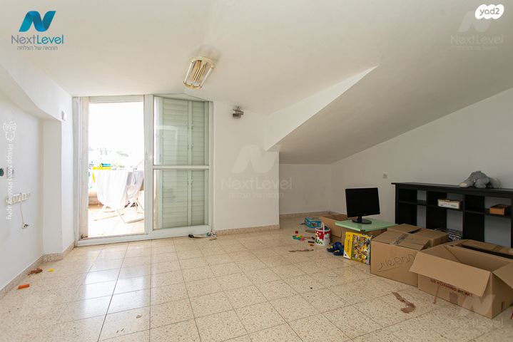 דופלקס, מנחם בייליס, כרמליה, חיפה