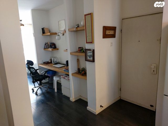 דירה, גבעתיים