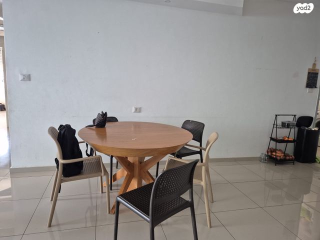 דירה, שקמים ואגמים, אשקלון