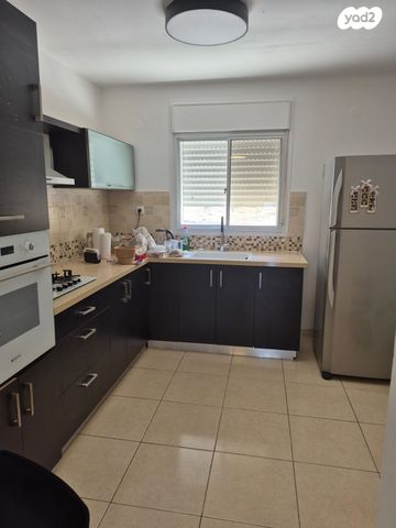 חיים ברלב 15