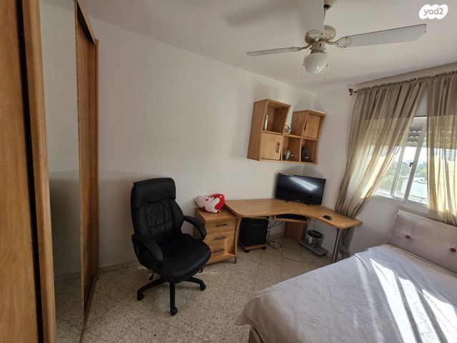 דירה, משה סתיו, באר שבע