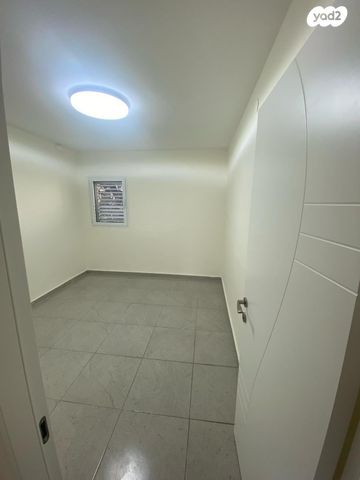 דירה, אבא הלל סילבר, יזרעאליה, חיפה