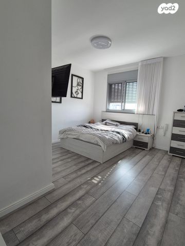 דירה, ליבנה 10, יצחק שמיר, נהריה