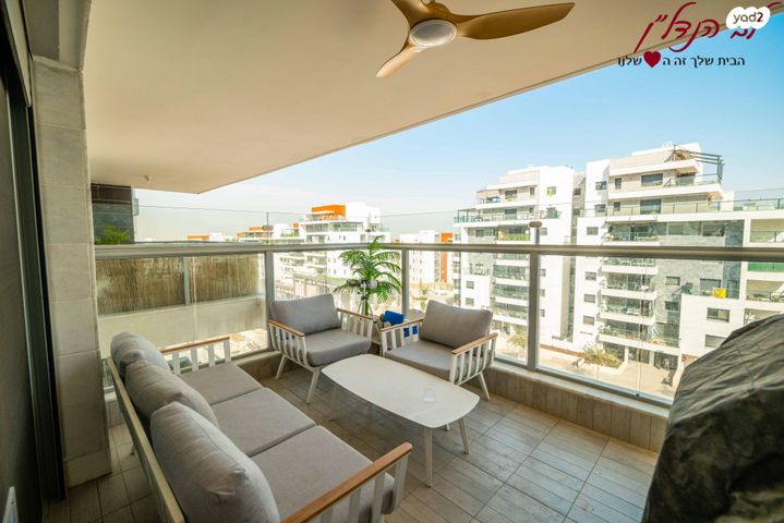 דירה, חיים ויצמן, מורשת, מודיעין מכבים רעות