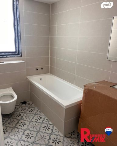 דירה, השבטים 10, דרום מזרח, בת ים