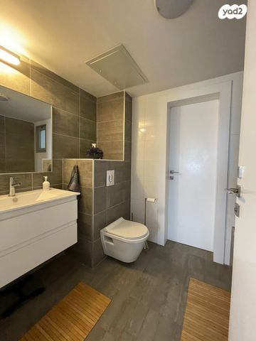 דירה, חטיבת אלכסנדרוני, רמת השרון