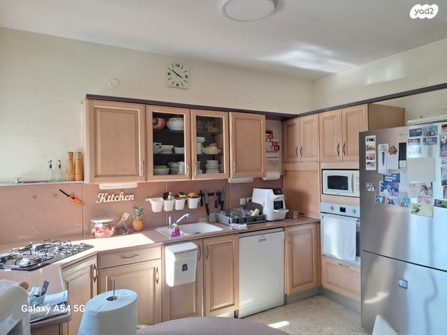 גג/ פנטהאוז, שמעון רייך, עיר, מרכז העיר, נהריה