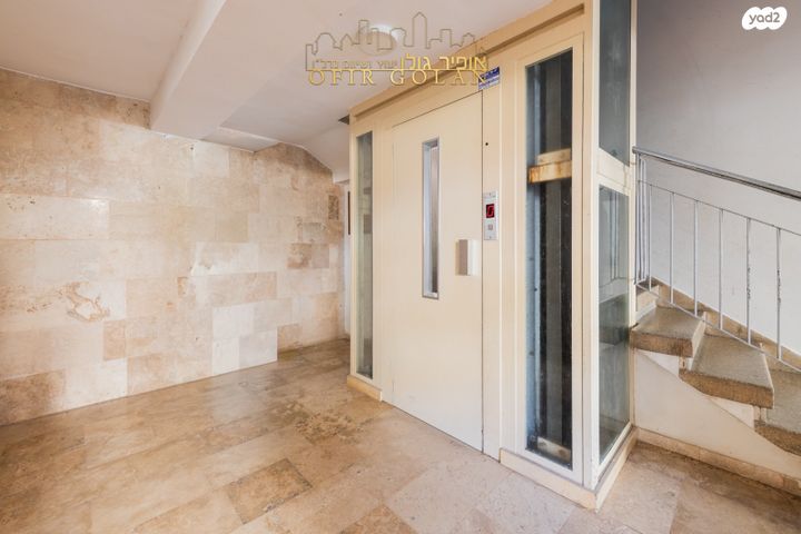 דירה, הרצליה