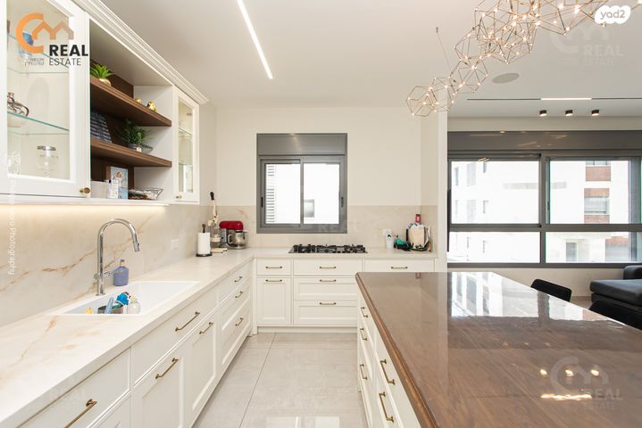 דירת גן, סמולנסקין, אחוזה, חיפה