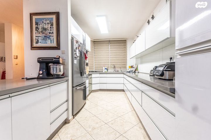 דו משפחתי, האר"י הקדוש, מחנה יהודה, פתח תקווה