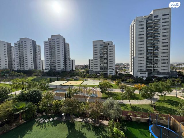 דירה, נחשול 12, נופרים, ראש העין