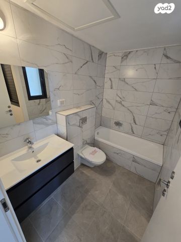 דירה, סוקולוב, רוטשילד עצמאות, בת ים