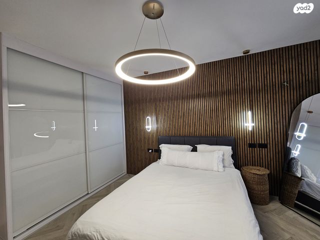 דירה, פרץ ברנשטיין, ברנע, אשקלון