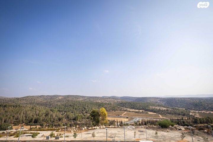 דירה, האחים, נווה שמיר רמת בית שמש ה-1, בית שמש