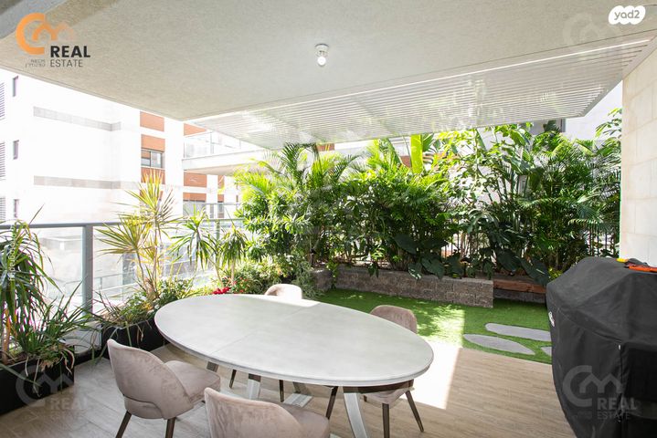 דירת גן, סמולנסקין, אחוזה, חיפה