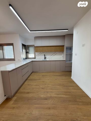 גג/ פנטהאוז, ברנע, אשקלון