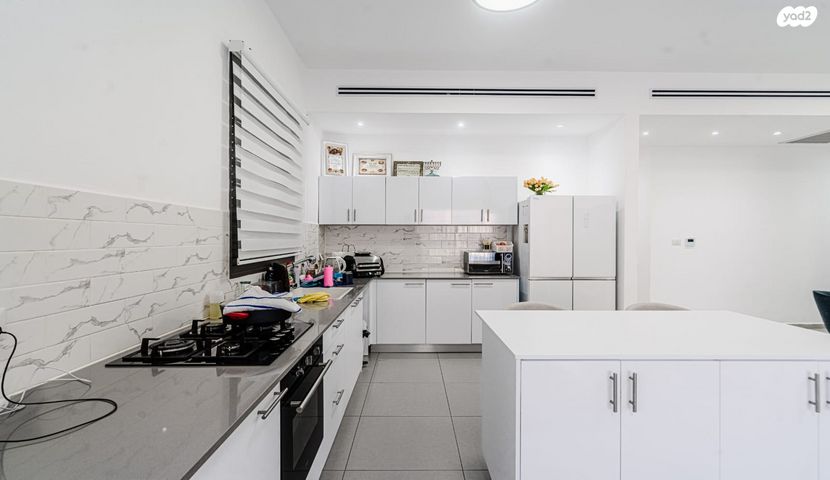 גג/ פנטהאוז, הרב דוד קדוש 3, אגמים מזרח, אשקלון