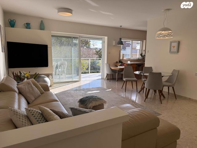 דירה, אחוזה, חיפה