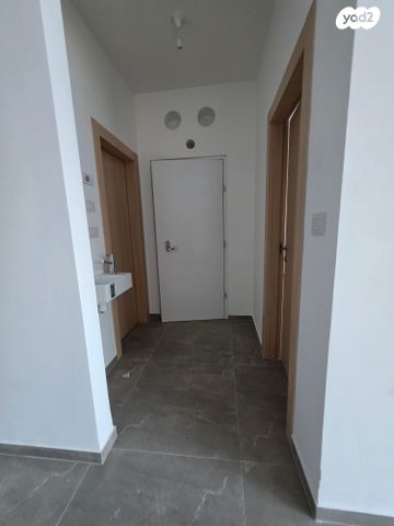 דירה, הנרקיסים 18, רכסים, רכסים