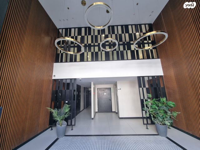 דירה, יצחק נבון, מורשת, מודיעין מכבים רעות