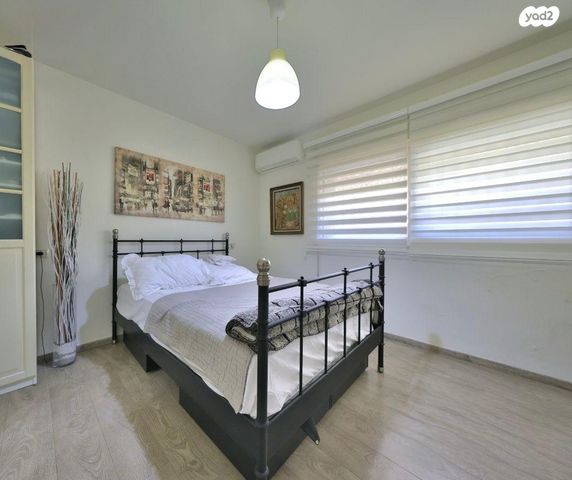 גג/ פנטהאוז, הרבנית חיה מושקא, חיפה