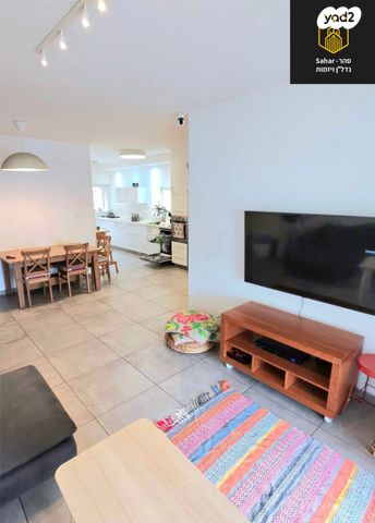 דירת גן, אלפי מנשה