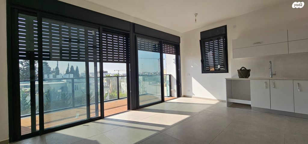 דירה, שדרות ביאליק, רמת השרון