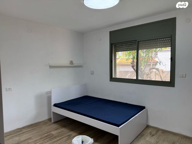 בית פרטי/ קוטג', אחיהוד בן שלומי, הראשונים, שלומי