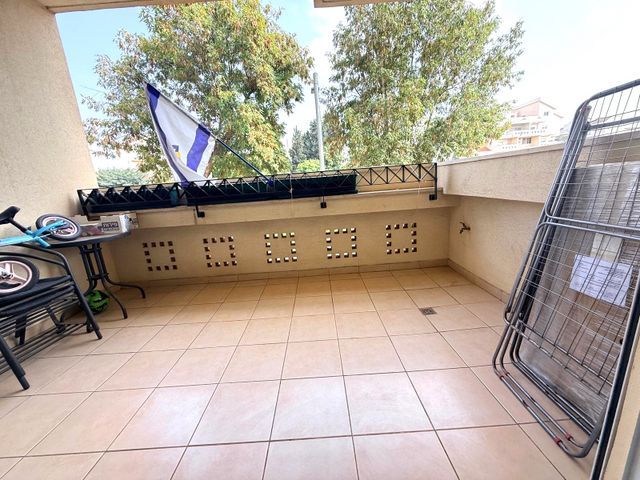 דירה, דרך המוביל, הדרים, הדרים החדשה, כפר סבא