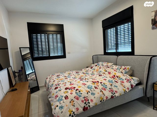 דופלקס, ערבי הנחל, אדמית / יערית, שלומי