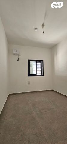 דירה, שדרות ביאליק, רמת השרון