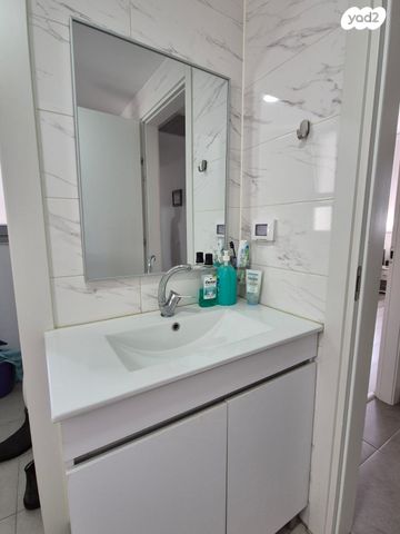 דירה, ליבנה 10, יצחק שמיר, נהריה