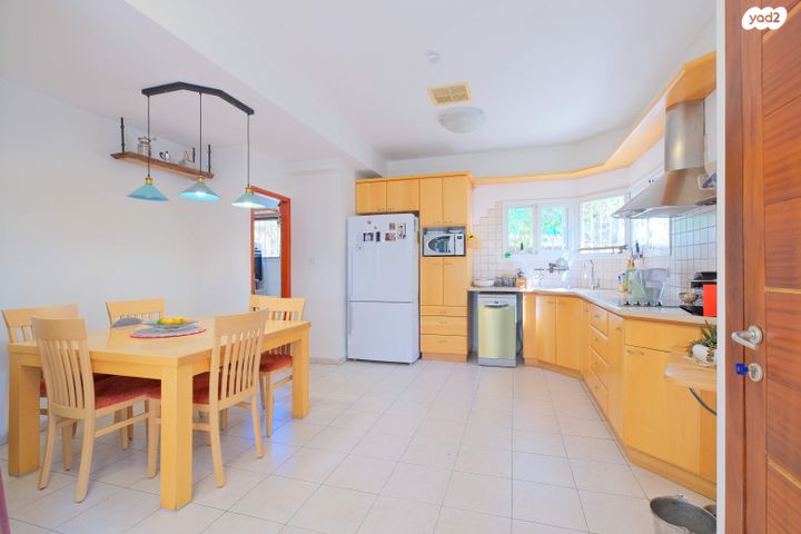 בית פרטי/ קוטג', יפה נוף, אבטליון