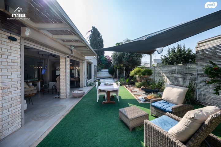 בית פרטי/ קוטג', המעוף, קיסריה