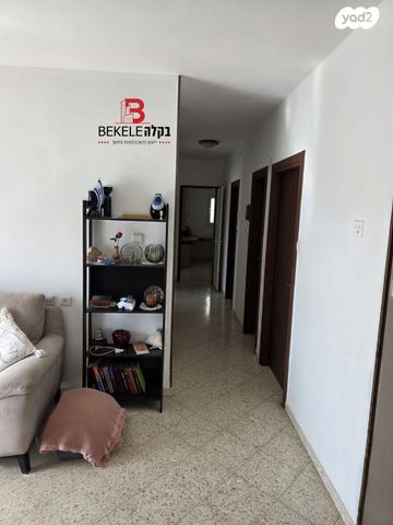 דירה, משה סתיו, באר שבע